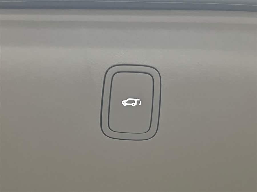 2025 car image #13