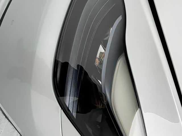 Tesla Model Y 2022 #13 Tesla Model Y 2022 car image #13