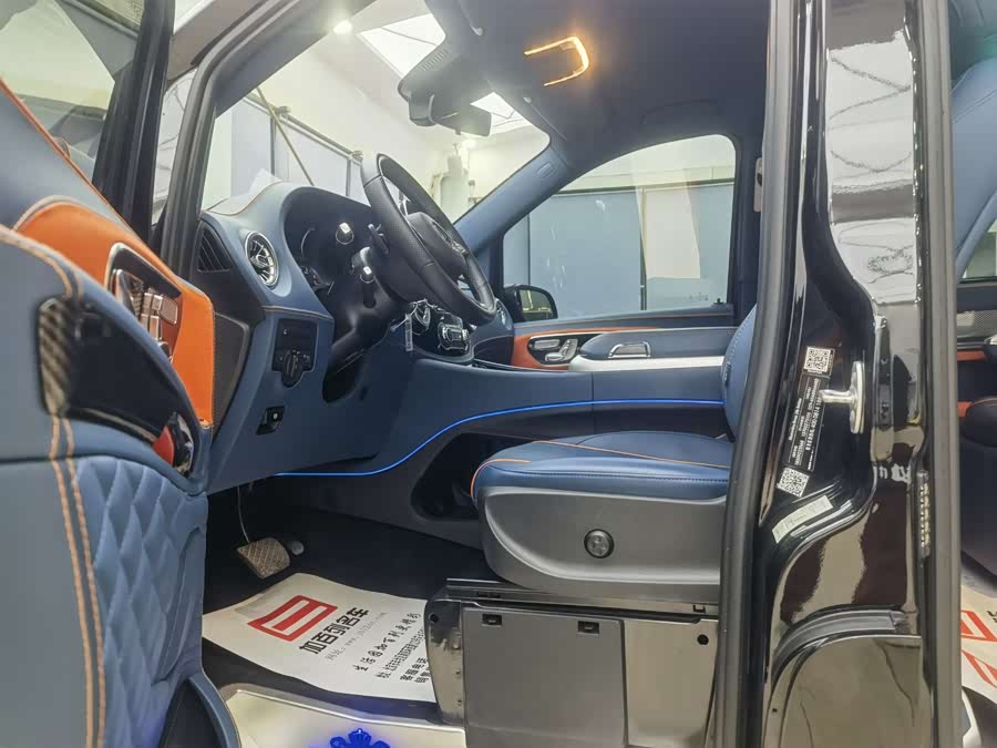 Mercedes-Benz Vito 2024 car image #13