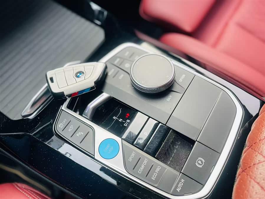 BMW iX3 2023 car image #13