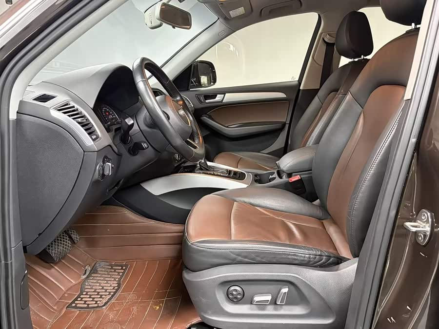 Audi Q5 2016 car image #13