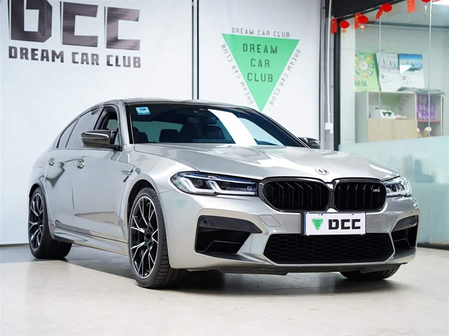 BMW M5 2022 صورة سيارة #13