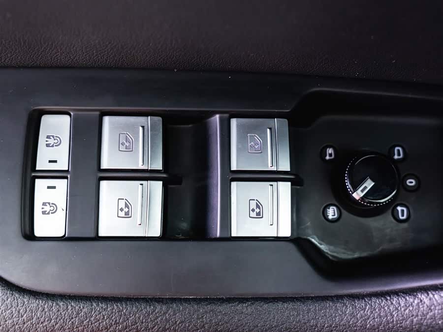Audi A6L 2023 car image #13