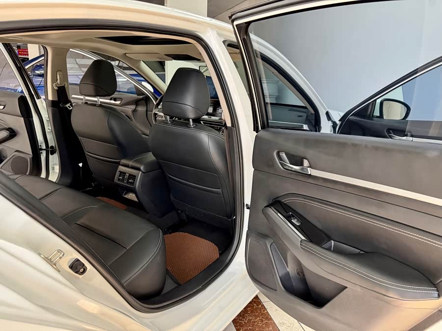 日产 日产N7 2025 汽车图片 #13