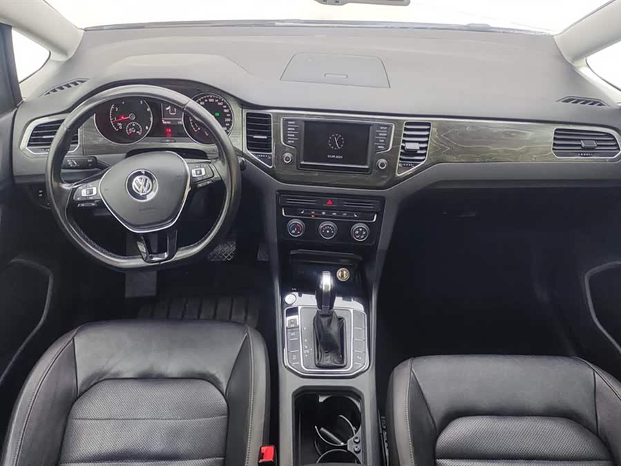 Volkswagen Golf Sportsvan 2016 car image #13