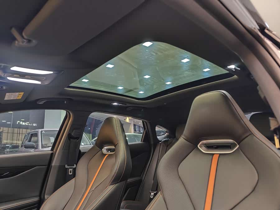 长安 长安UNI-V 2024 汽车图片 #13