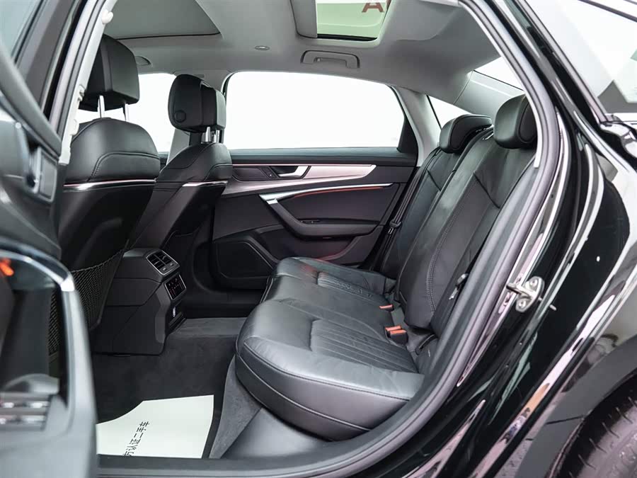 Audi A6L 2020 car image #13