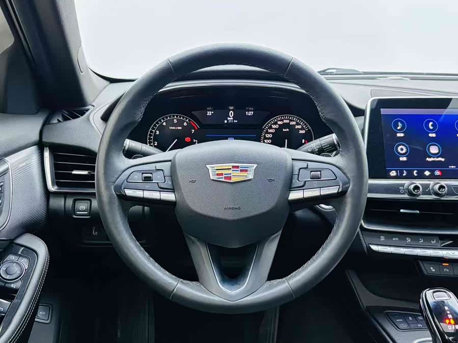 2021 car image #13