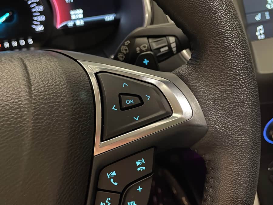 Ford Edge 2018 imagen de coche #13