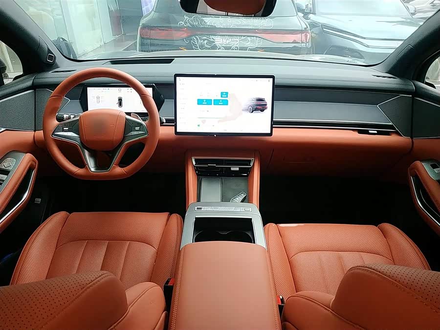 BYD Tang L 2025 immagine di auto #13