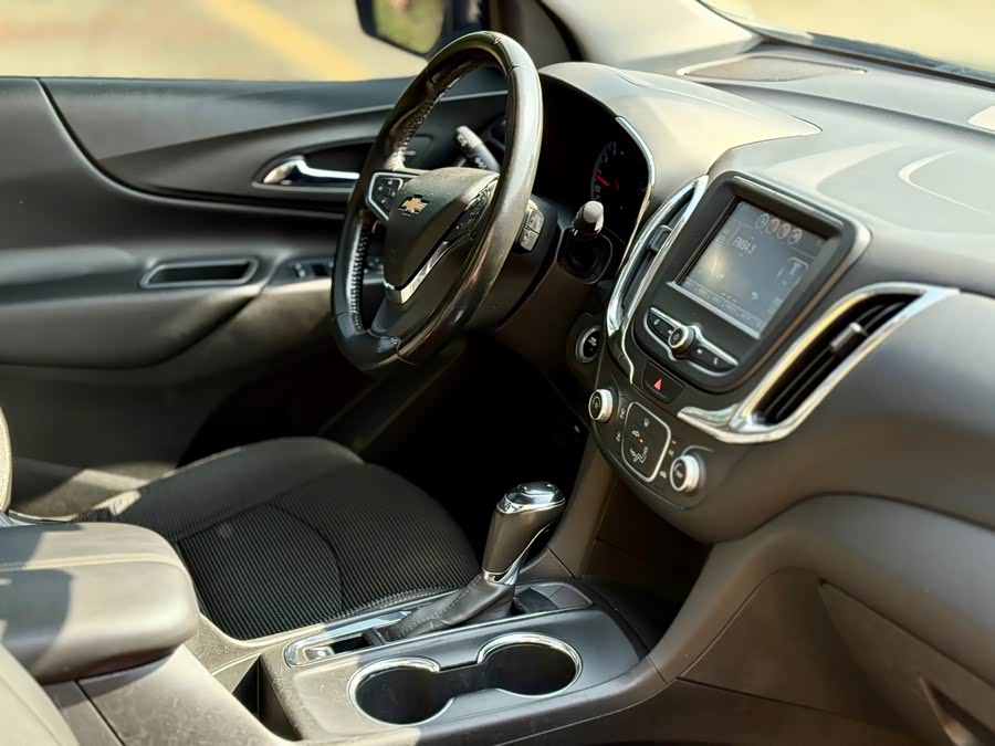 Chevrolet Equinox 2017 car image #13