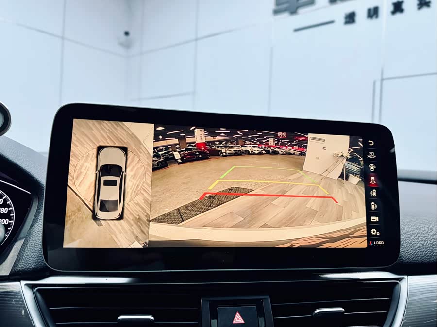Honda Accord 2019 car image #13