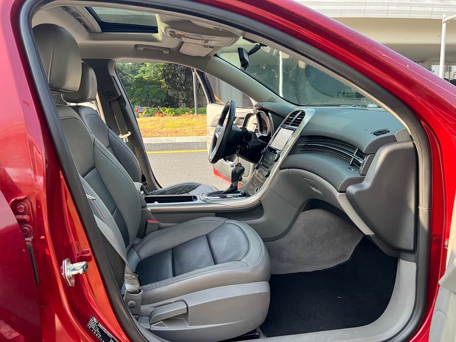 Chevrolet Malibu 2012 car image #13