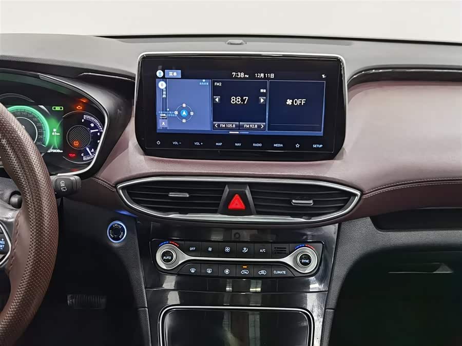 Hyundai Santa Fe 2021 car image #13