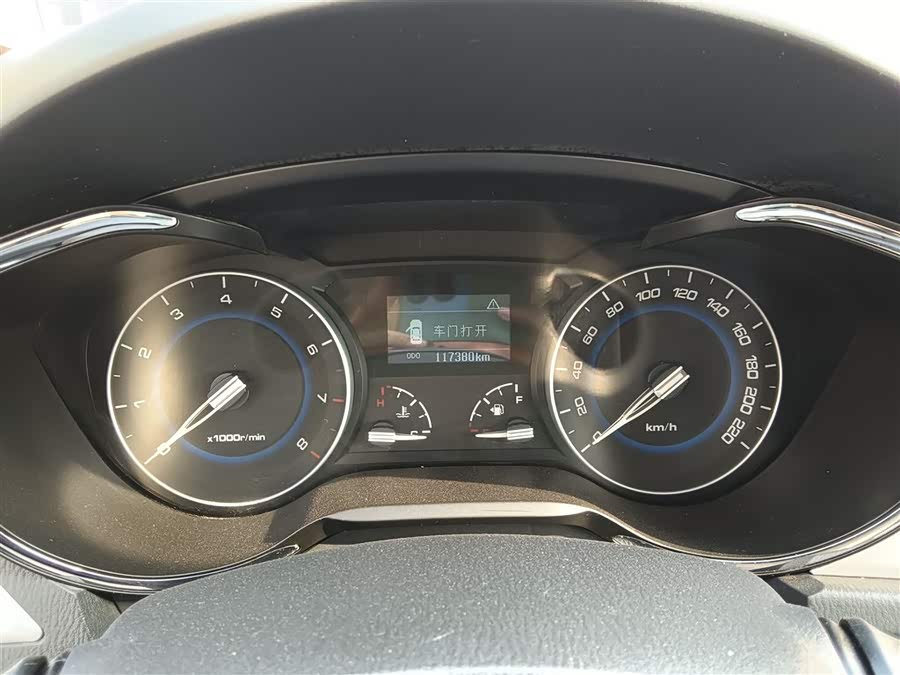 Changan Alsvin V7 2017 car image #13