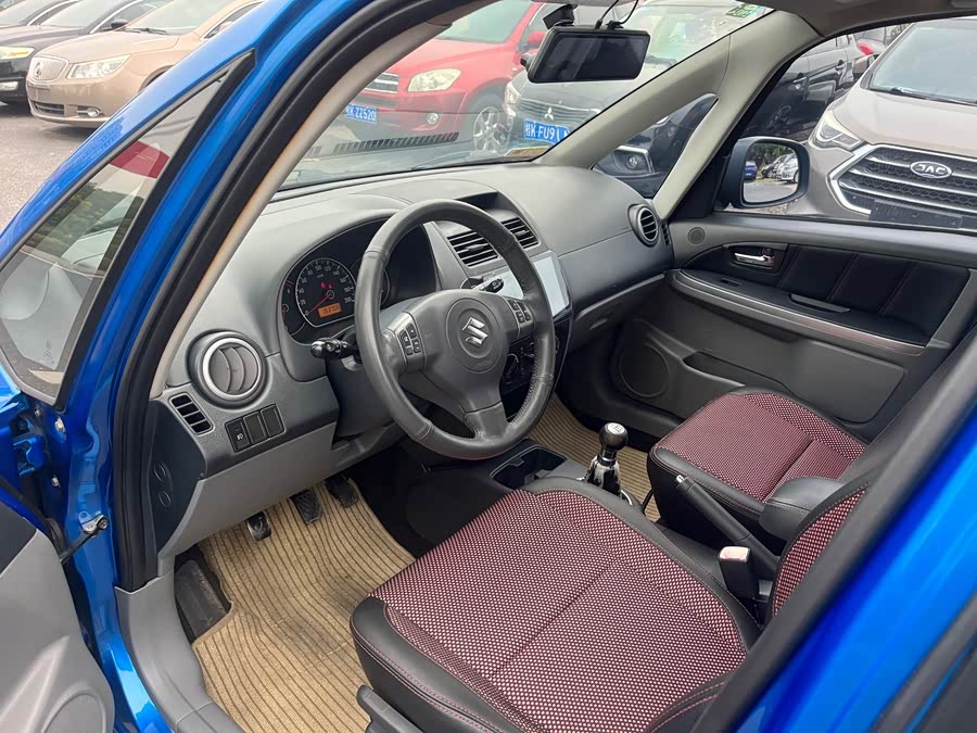 铃木 天语 SX4 2010 汽车图片 #13