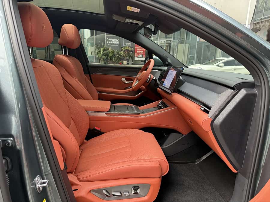 BYD Tang L 2025 car image #13