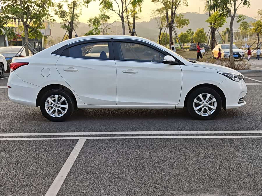 Changan Alsvin 2018 car image #13