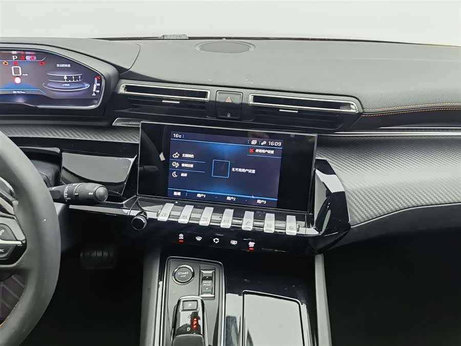 Peugeot 508 2019 car image #13