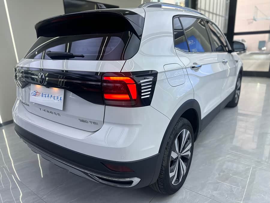 Volkswagen T-Cross 2021 car image #13