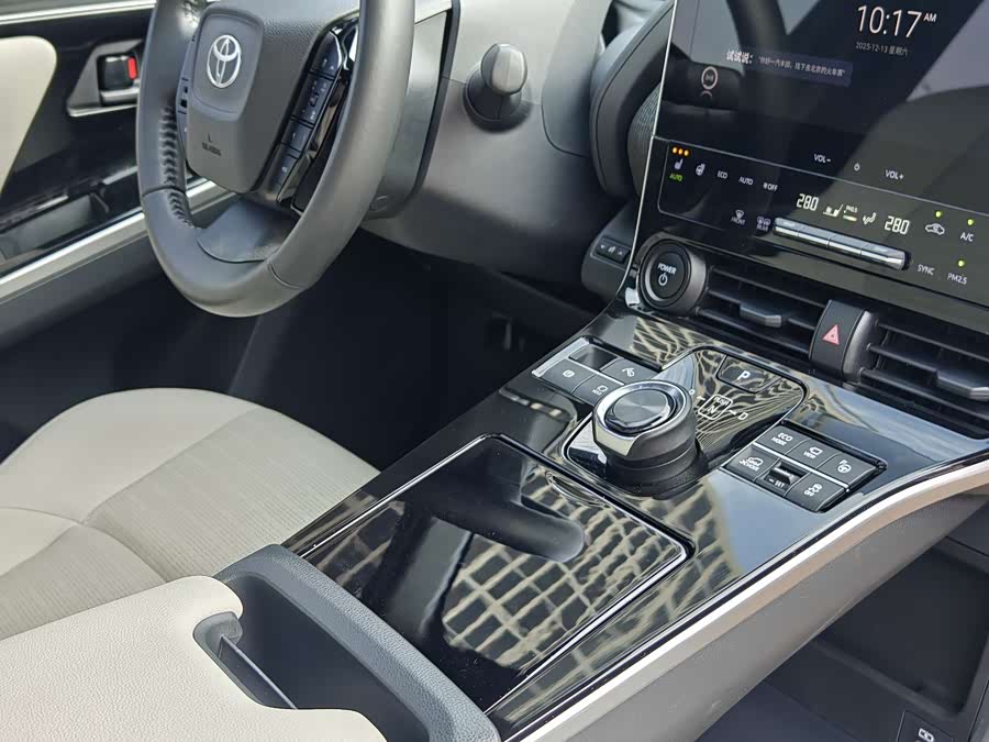 丰田 一汽丰田bZ4X 2021 汽车图片 #13