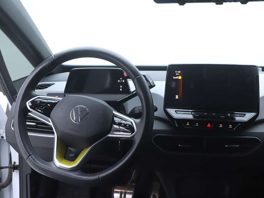 Volkswagen ID.3 2023 #13 Volkswagen ID.3 2023 car image #13