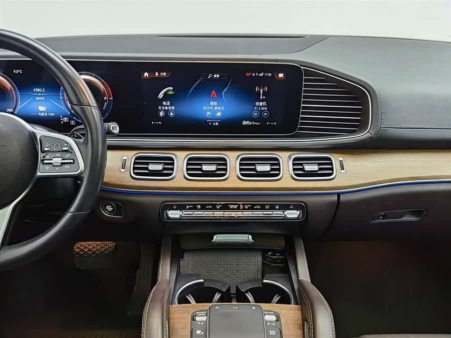 Mercedes-Benz GLE Class New Energy 2021 car image #13