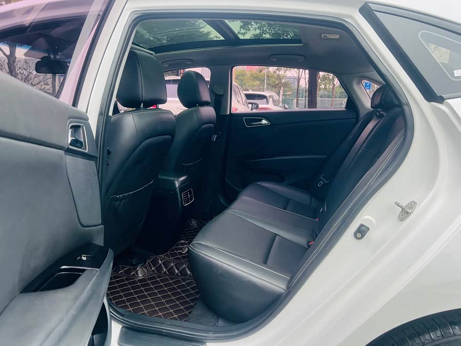 Hyundai Mistra 2017 car image #13