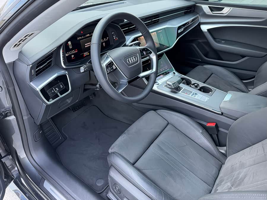 Audi A7 2022 car image #13