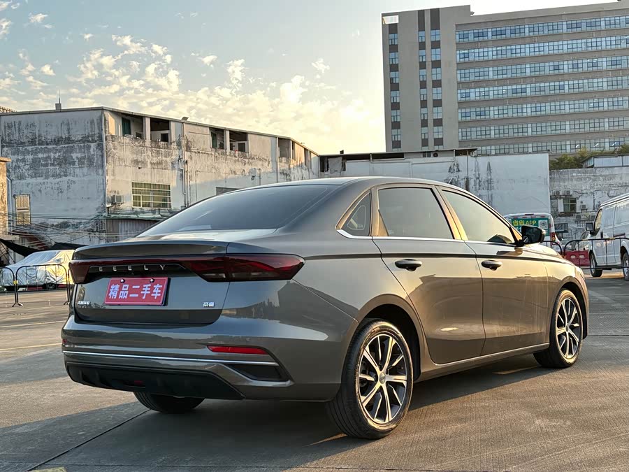 GEELY Emgrand 2022 immagine di auto #13