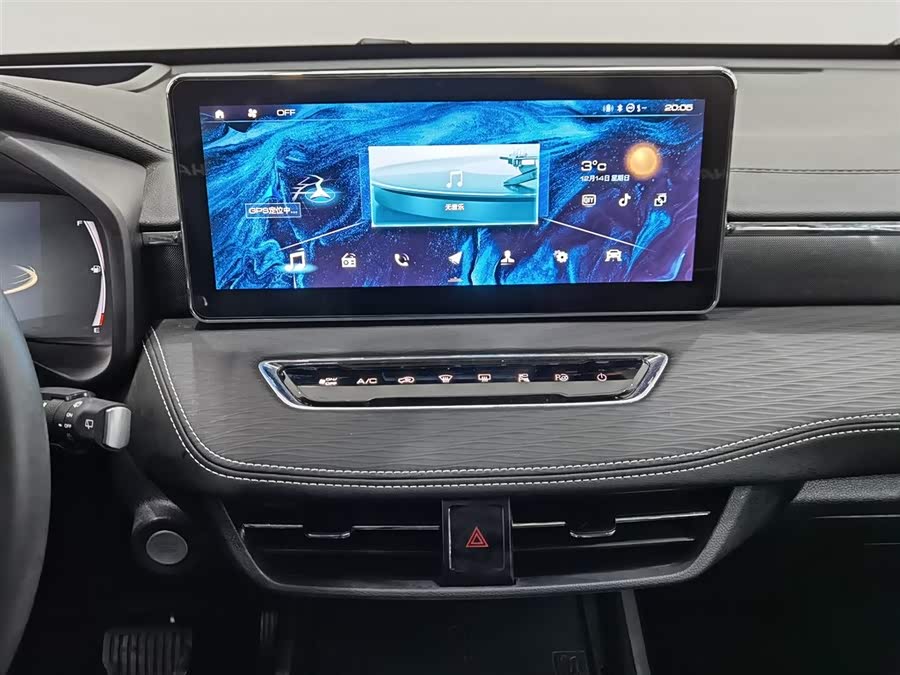 Haval Jolion 2021 #13 Haval Jolion 2021 car image #13