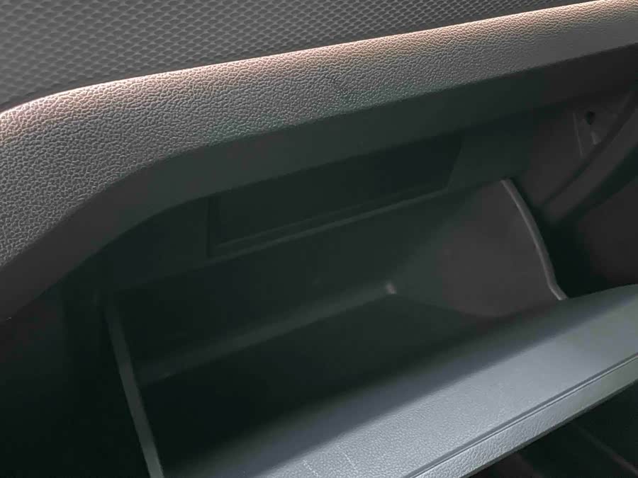 Volkswagen Tacqua 2022 car image #13