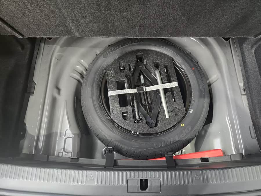 Skoda Superb 2016 car image #13