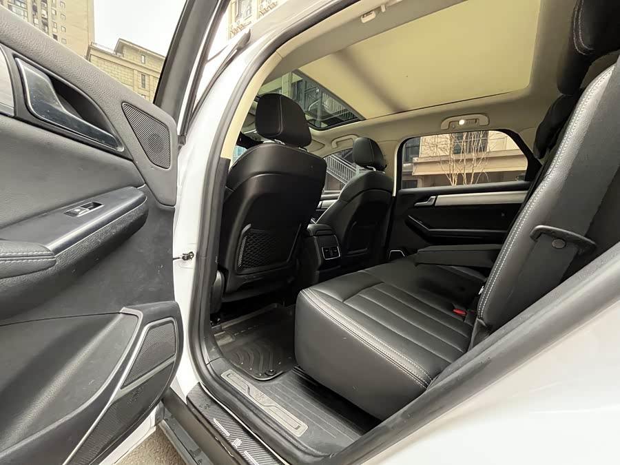 BYD Tang 2019 #13 BYD Tang 2019 car image #13