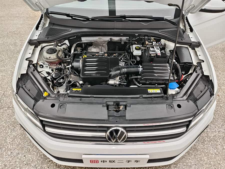 Volkswagen Bora 2021 car image #13