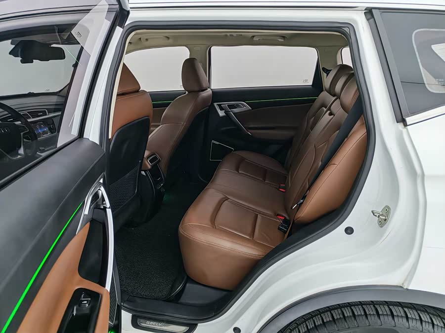 GEELY Boyue 2017 car image #13
