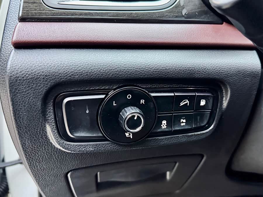 GAC Trumpchi GS8 2019 immagine di auto #13