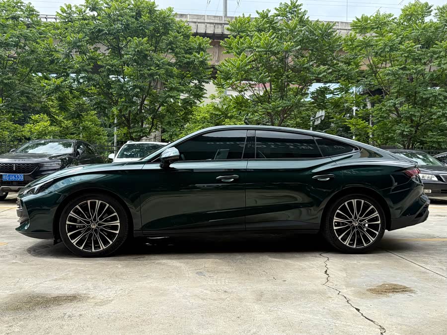 MG 7 2024 car image #13