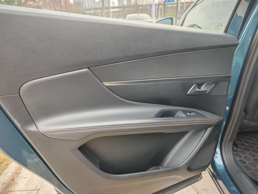Peugeot 5008 2019 #13 Peugeot 5008 2019 car image #13