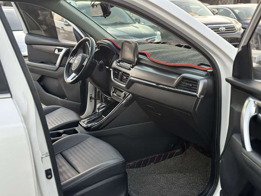 起亚 智跑 2019 汽车图片 #13