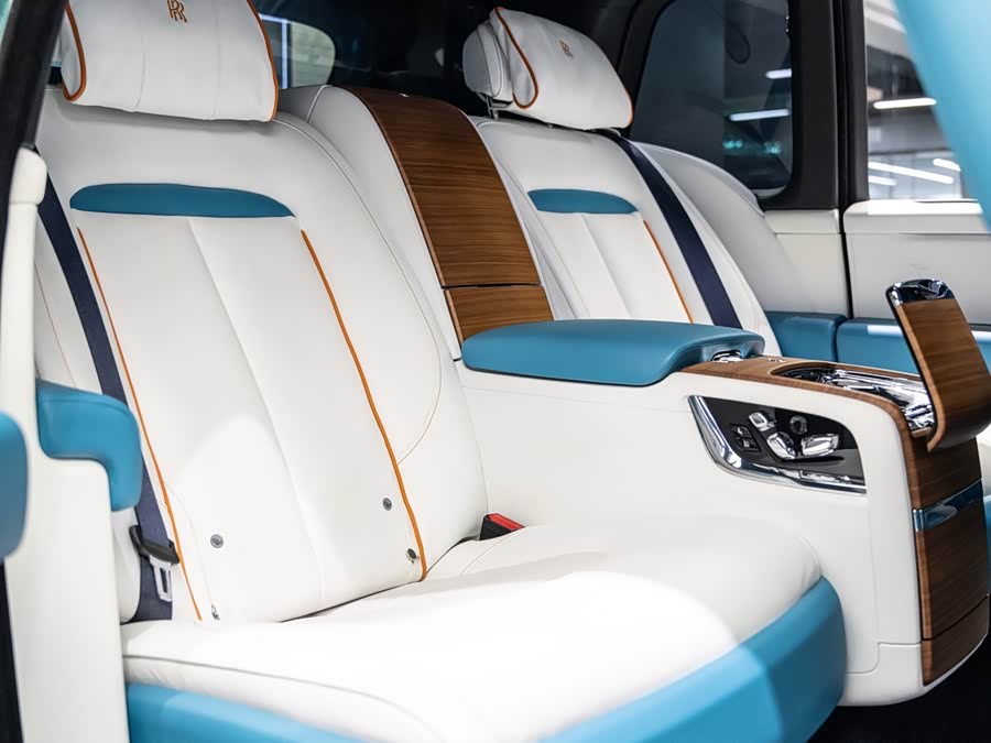 劳斯莱斯 库里南 2020 汽车图片 #13