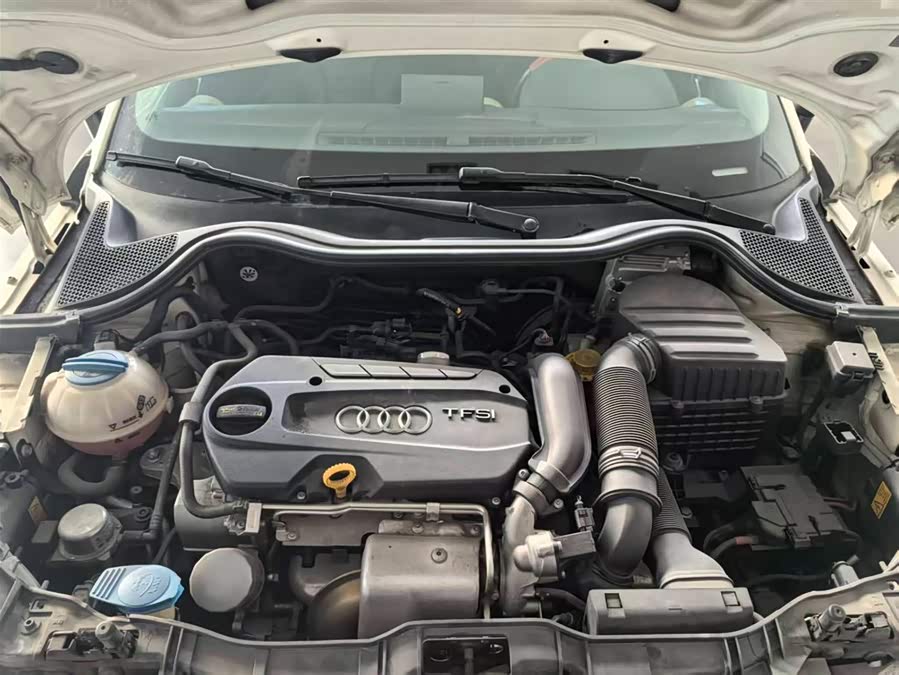 Audi A1 2014 car image #13