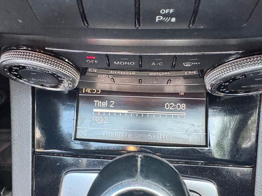 Mercedes-Benz GLK Class (Imported) 2011 car image #13