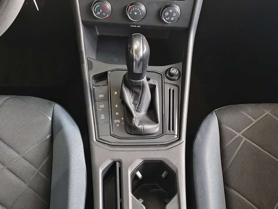 Volkswagen Lavida 2023 car image #13