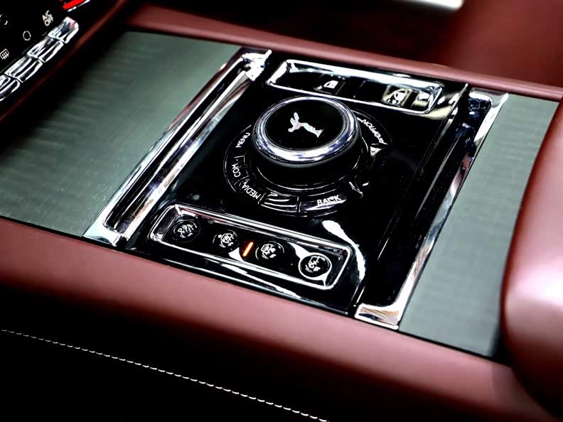 劳斯莱斯 古思特 2021 #13 劳斯莱斯 古思特 2021 汽车图片 #13