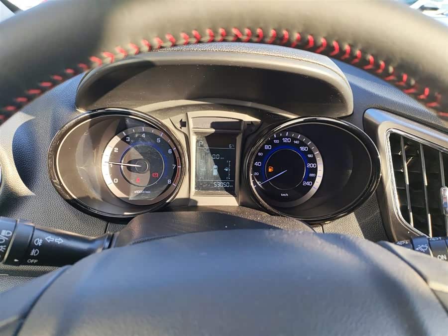 Changan CS15 2017 #13 Changan CS15 2017 car image #13
