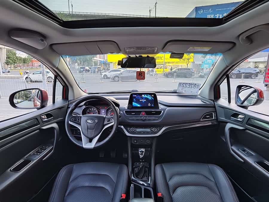 JAC 2017 #13 JAC 2017 car image #13