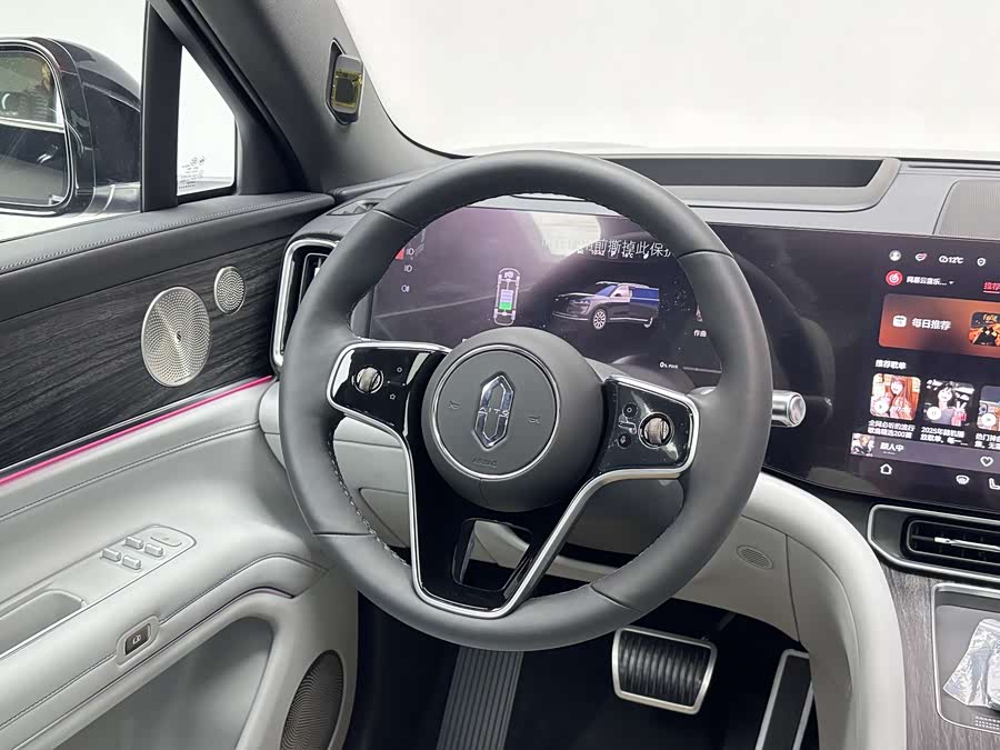 2025 #13 2025 car image #13