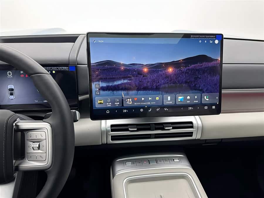 FangChengBao Tiger 7 2025 car image #13