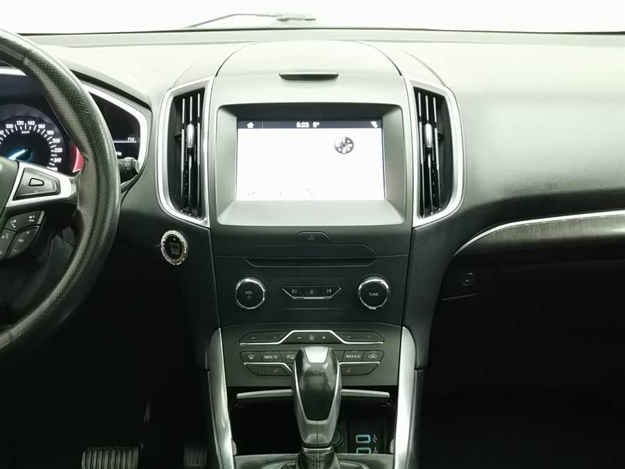 Ford Edge 2017 car image #13